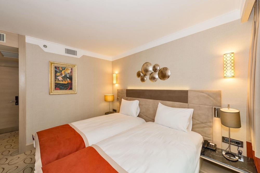 Mare Park Hotel & Spa Istanbul Exterior photo